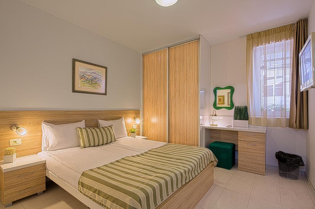 Aruba Apartments ติวัต ภายนอก รูปภาพ