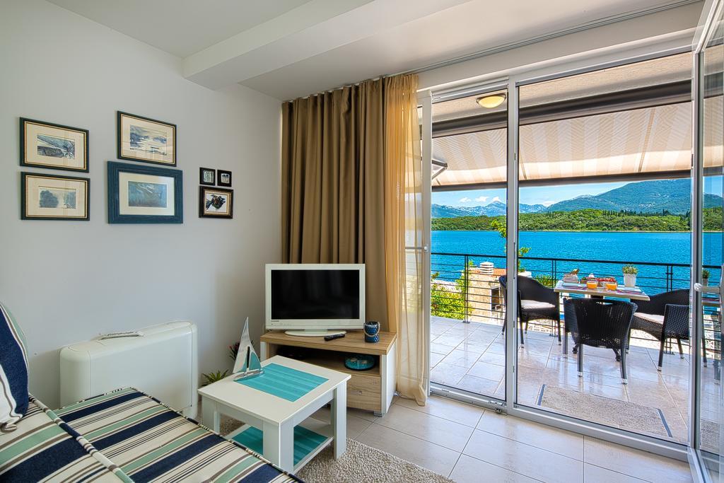 Aruba Apartments ติวัต ภายนอก รูปภาพ