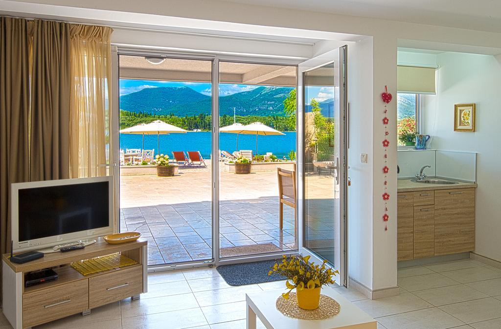 Aruba Apartments ติวัต ภายนอก รูปภาพ