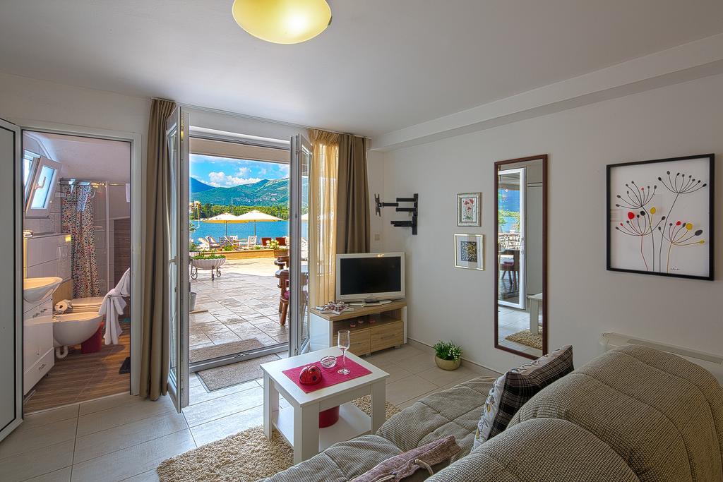 Aruba Apartments ติวัต ภายนอก รูปภาพ